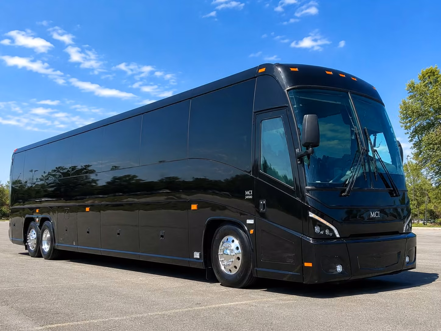 bus rentals for lansing proms homecomings