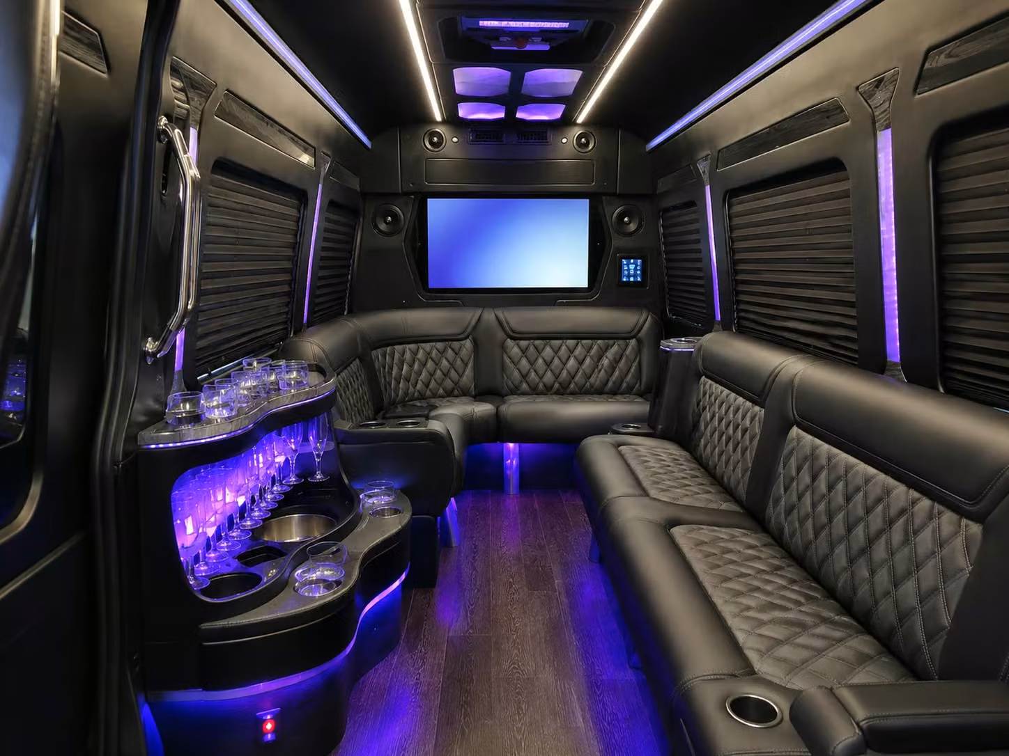 busrentallansing com is the easiest way to book prom transportation near east lansing and msu