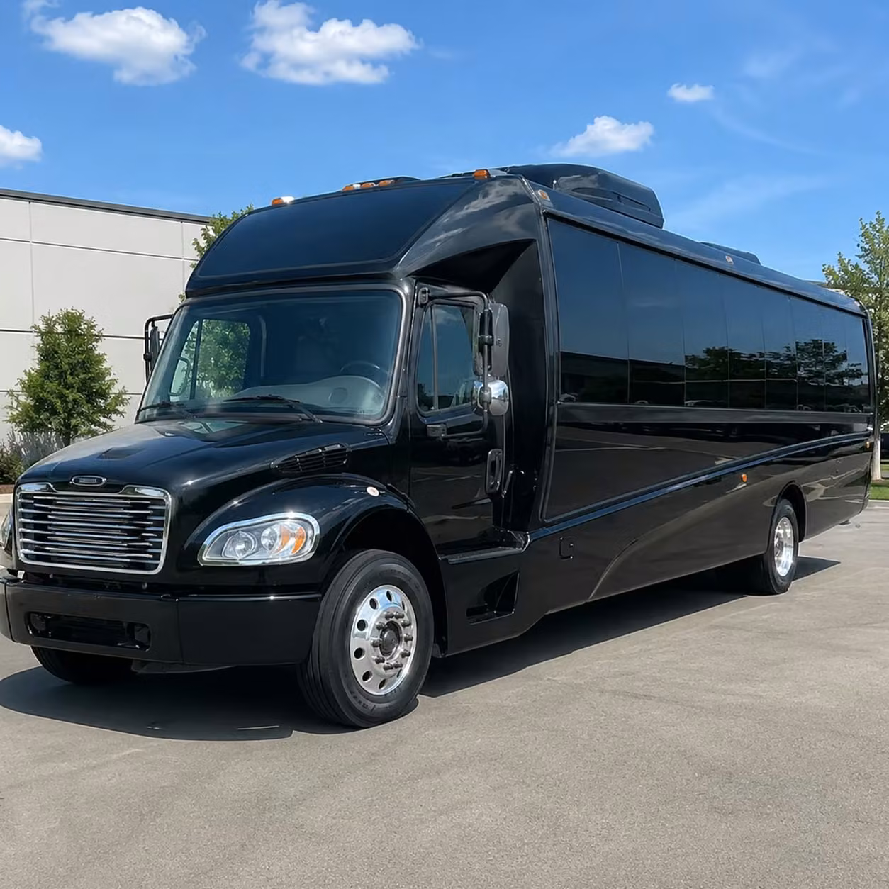 lansing 18 passenger minibus rental